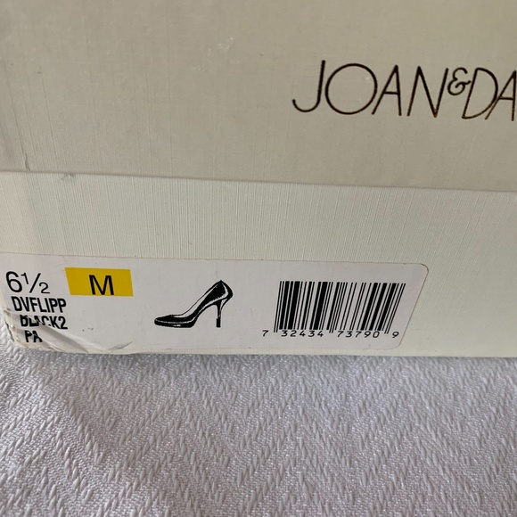 🔥HOST PICK🔥 Joan and David Black Patent Heels - Picture 6 of 14